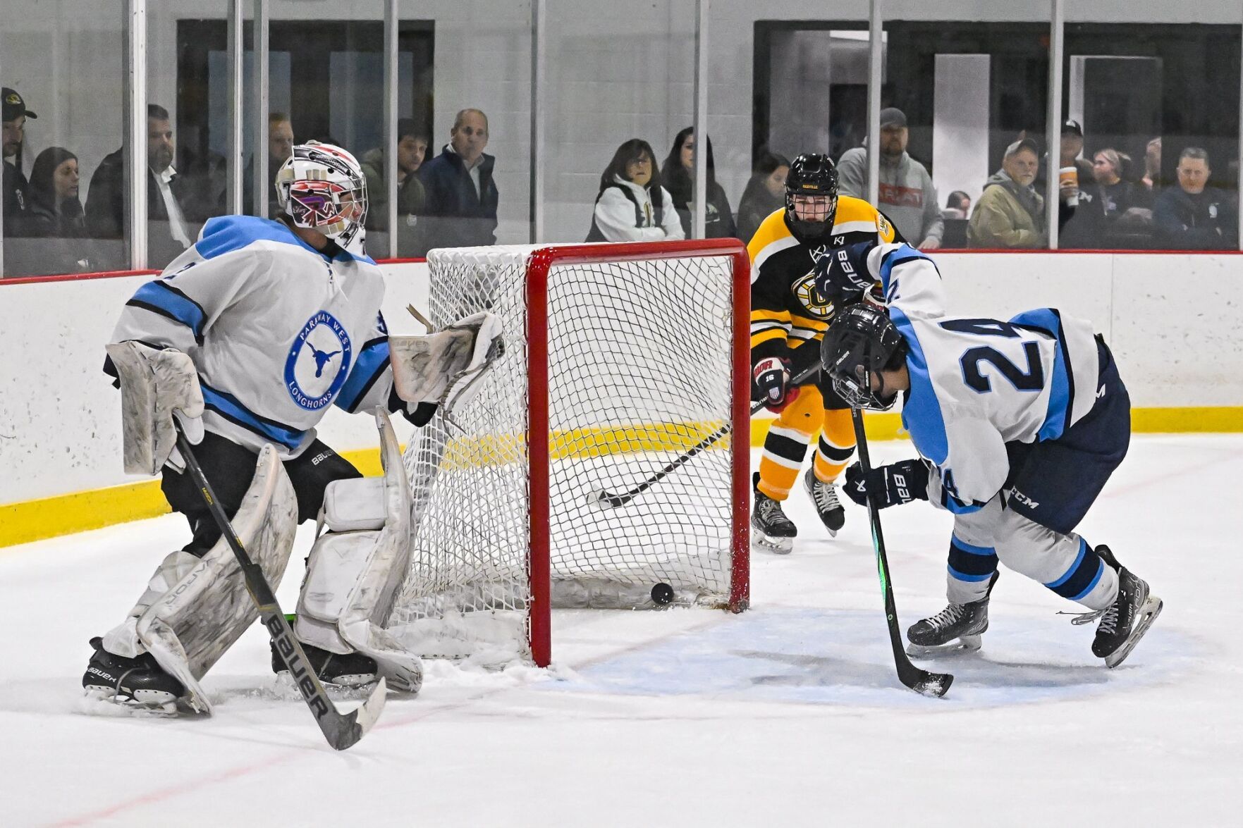 02/05/2024 - Hockey - Oakville vs Parkway West